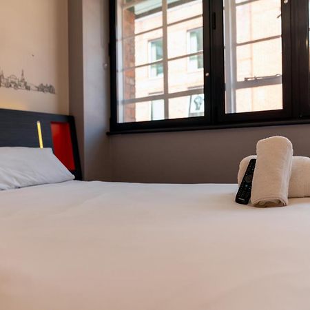 Easyhotel Birmingham Esterno foto