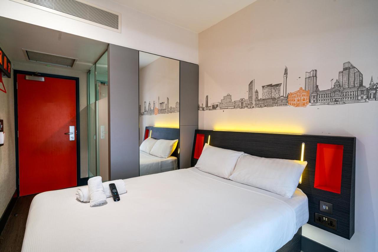 Easyhotel Birmingham Esterno foto