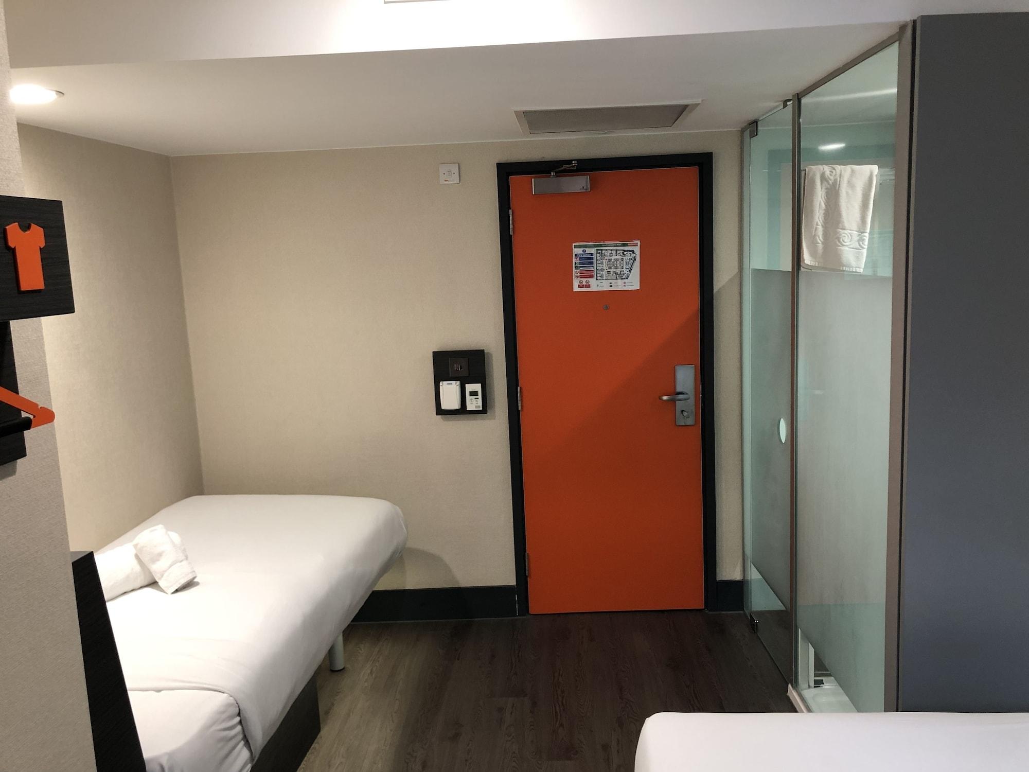 Easyhotel Birmingham Esterno foto
