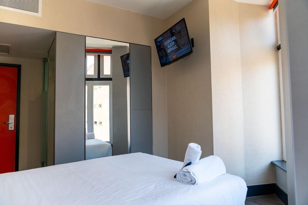 Easyhotel Birmingham Esterno foto