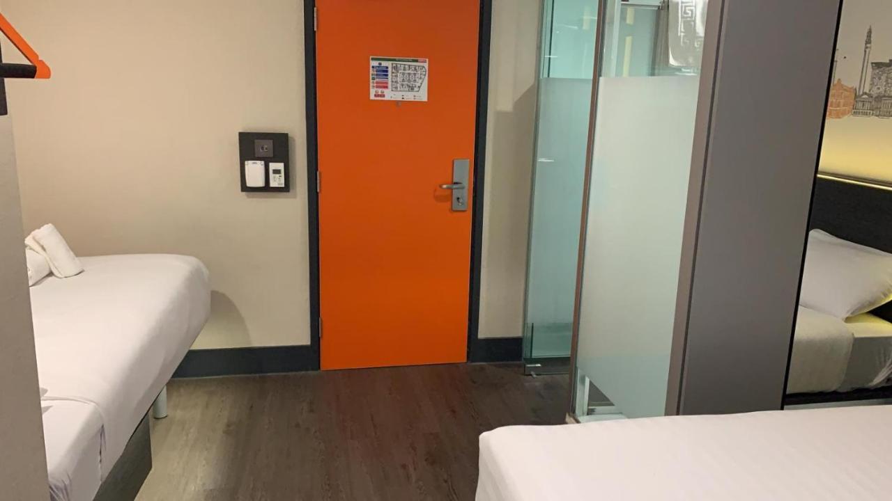 Easyhotel Birmingham Esterno foto